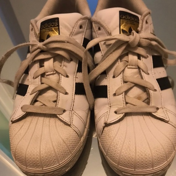 Adidas superstars - Picture 2 of 4